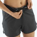 Salomon SHAKEout Core 4" дамски къси панталони за бягане тъмно черно 3