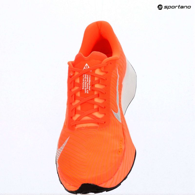 Mъжки обувки за бягане Nike ACG Ultrafly 2 hyper crimson/total orange/white 9