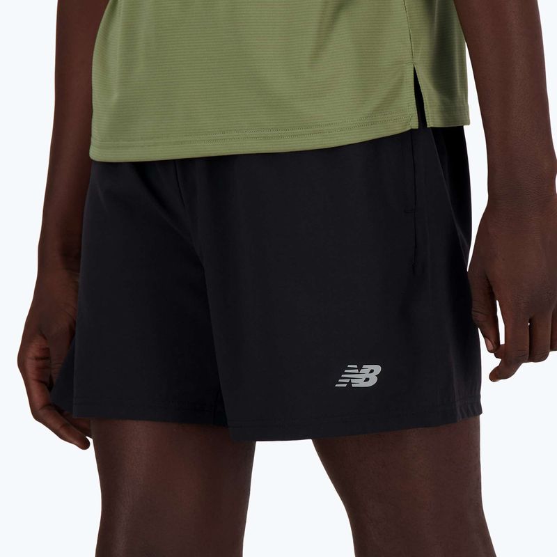 Мъжки къси панталони за бягане New Balance Sport Essential с подплата 5" черни 3