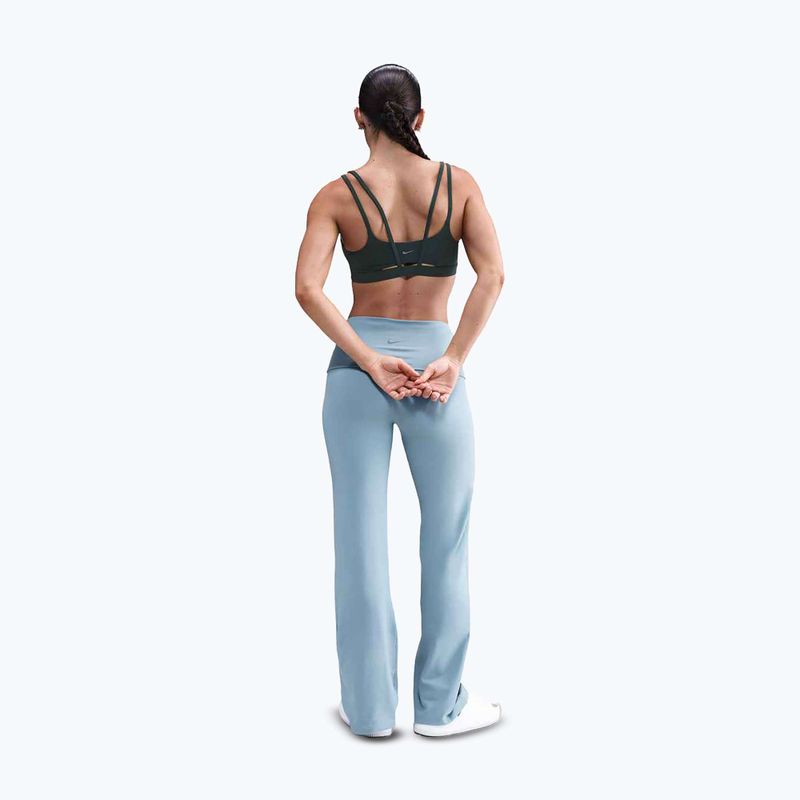 Спортен сутиен Nike Zenvy Strappy Training Bra seaweed/white 3