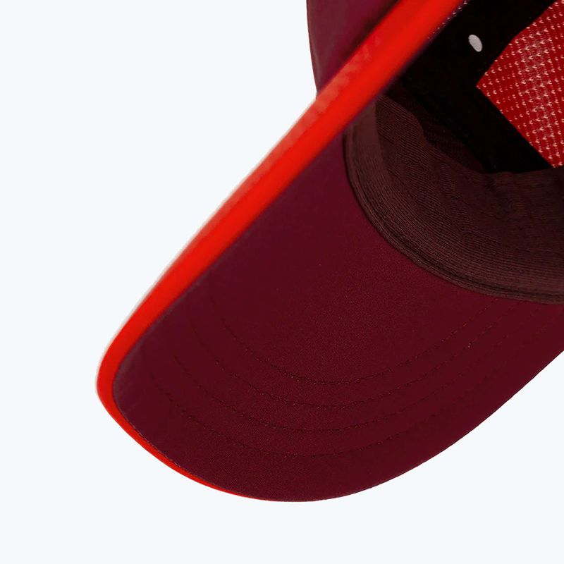 Шапка с козирка Ciele Athletics FSTCap SC Comp IconicVC crimson red/glade 5